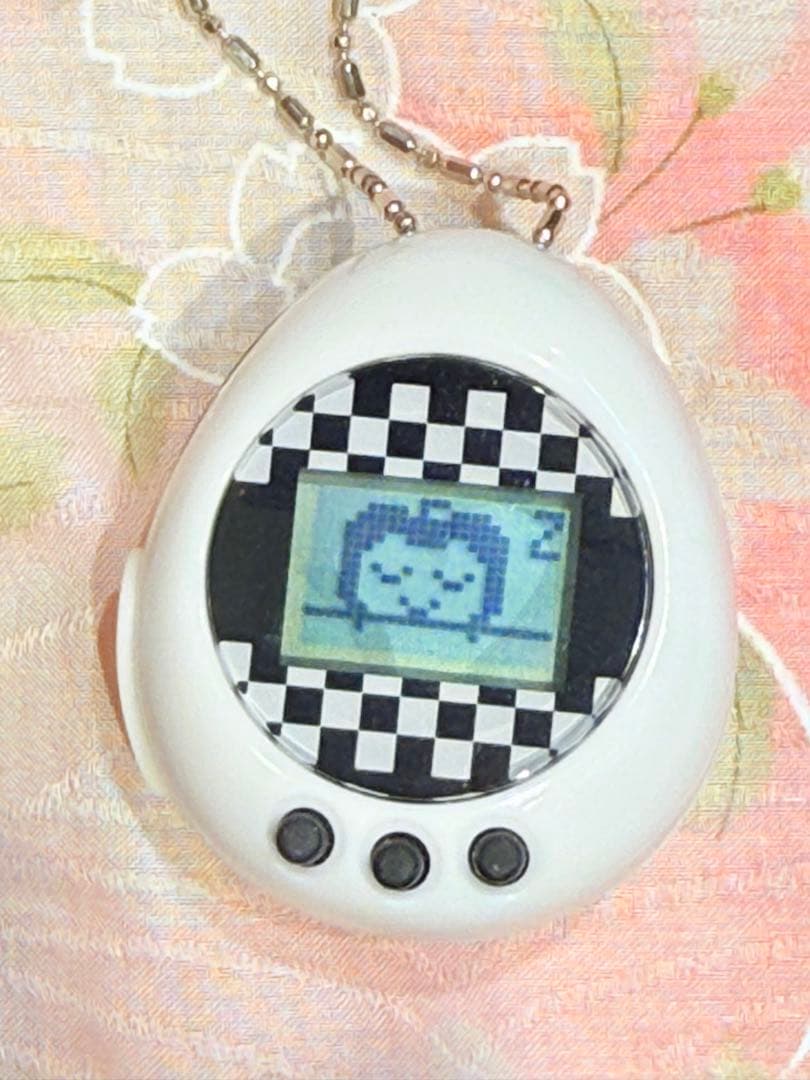 【動作確認済】恋するたまごっちゅ　ＢＬＡＣＫ＆ＷＨＩＴＥ