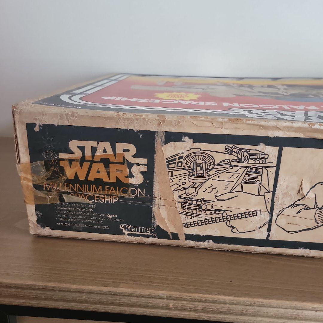 スター・ウォーズ ミレニアム・ファルコン スペースシップ