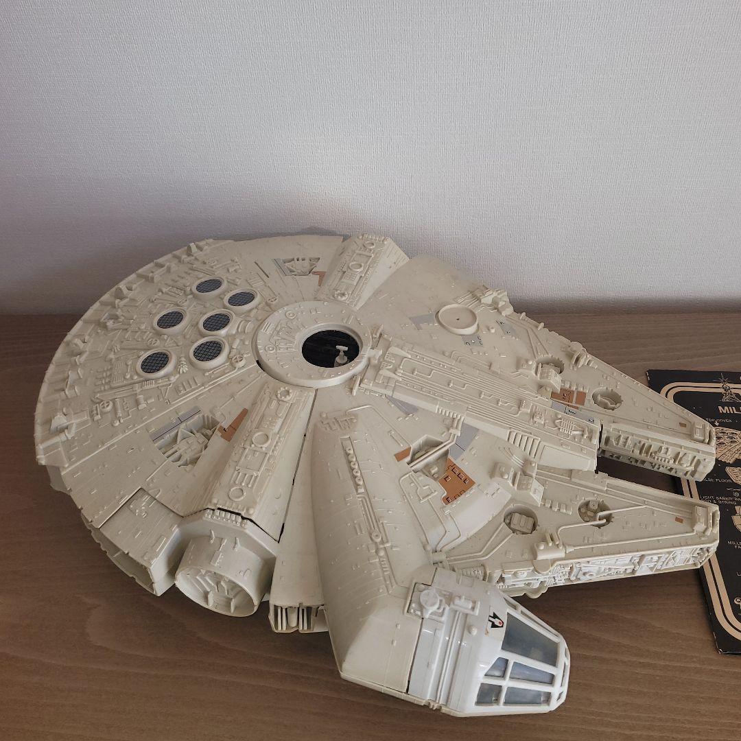 スター・ウォーズ ミレニアム・ファルコン スペースシップ