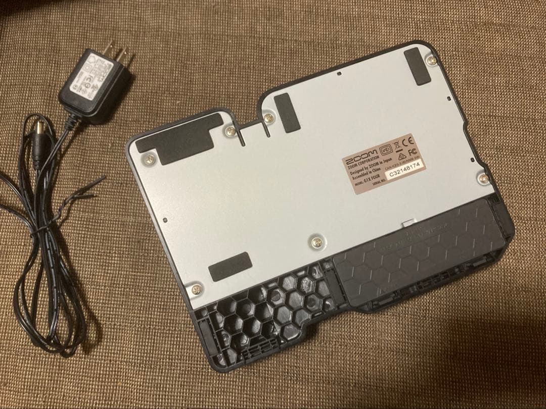 ZOOM G1X FOUR マルチエフェクト