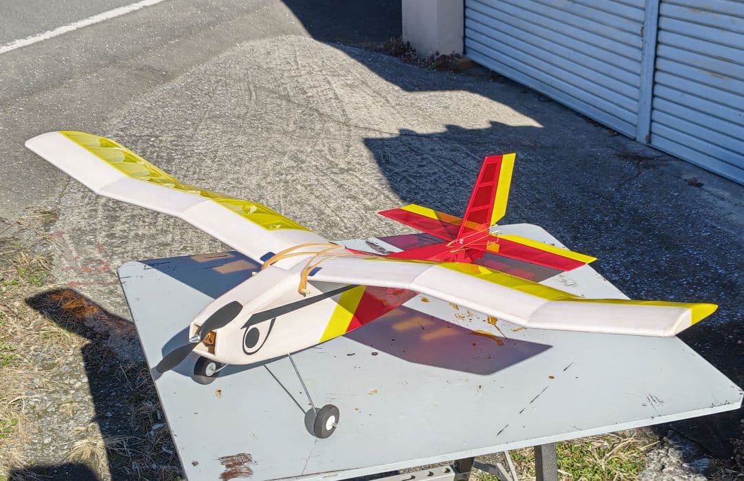 ラジコン飛行機（電動機）