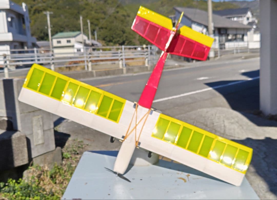 ラジコン飛行機（電動機）