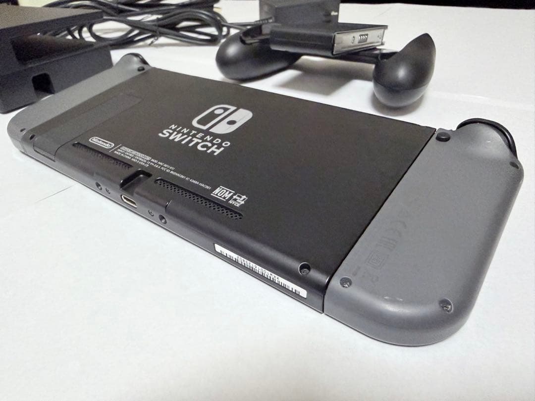 ニンテンドーSwitch 本体 グレー スマッシュブラザーズ付き