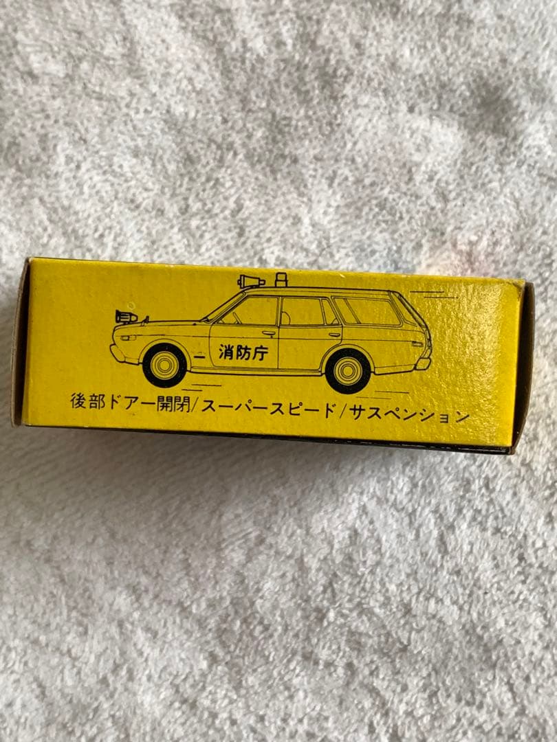 トミカ セドリック ファイアチーフカー【黒箱・日本製】