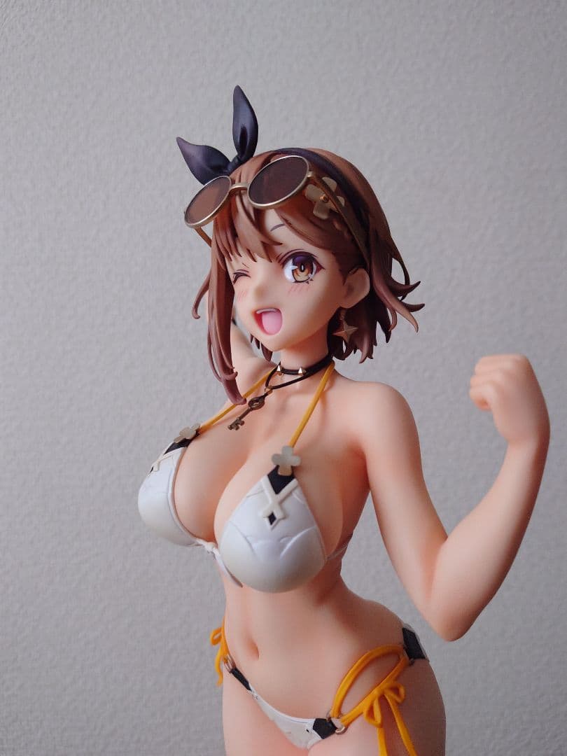 cocoストア ライザ 水着ver 1/4スケールフィギュア