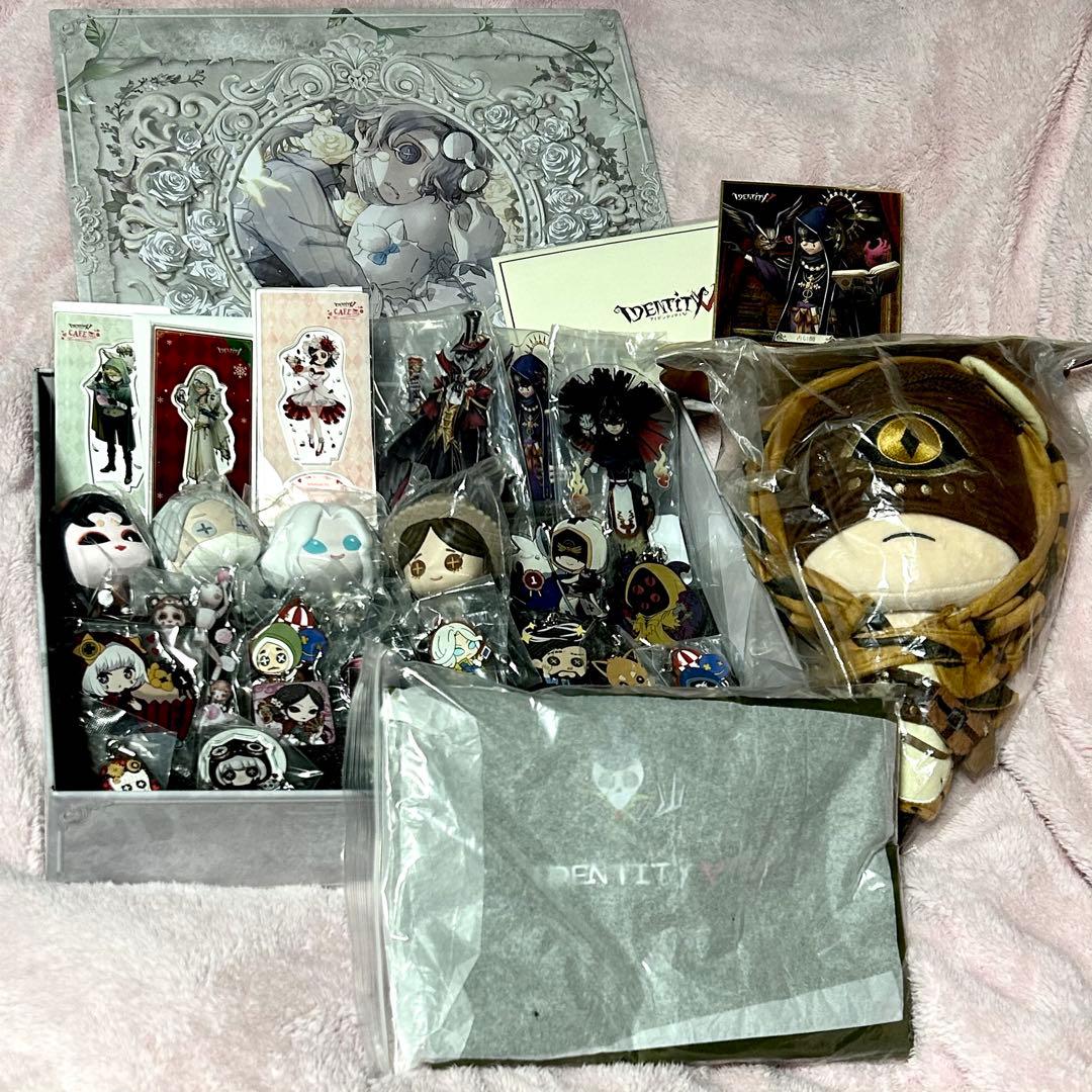 第五人格 IdentityV アクリルスタンド ラバーストラップ 缶バッジ 他
