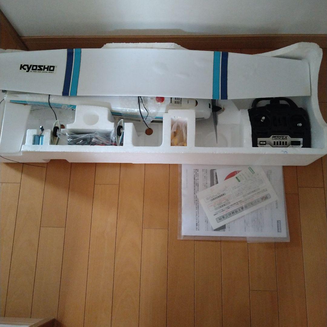 希少新品京商 Cessna Skylane 192 M24 完成品ラジコン飛行機