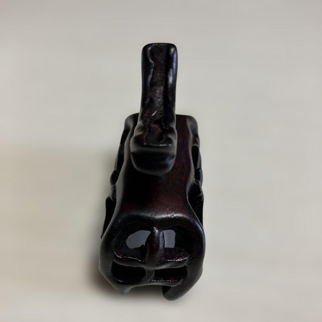 硯屏、翡翠 花模様 彫刻 木製台座付き