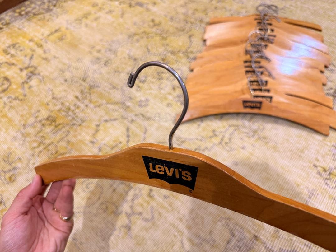 Levi's リーバイス　ハンガー　店舗備品　古着屋　非売品　20本セット　木製
