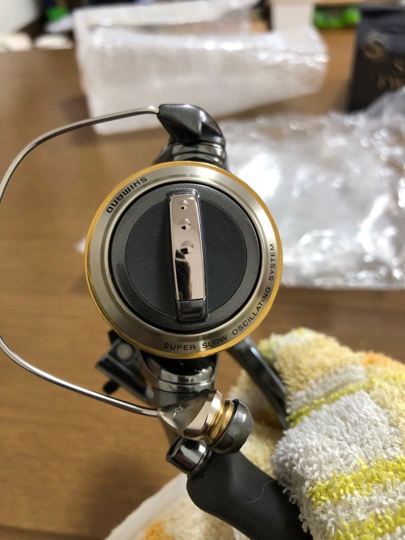 シマノステラSHIMANO STELLA FW2000S リールステラ　01