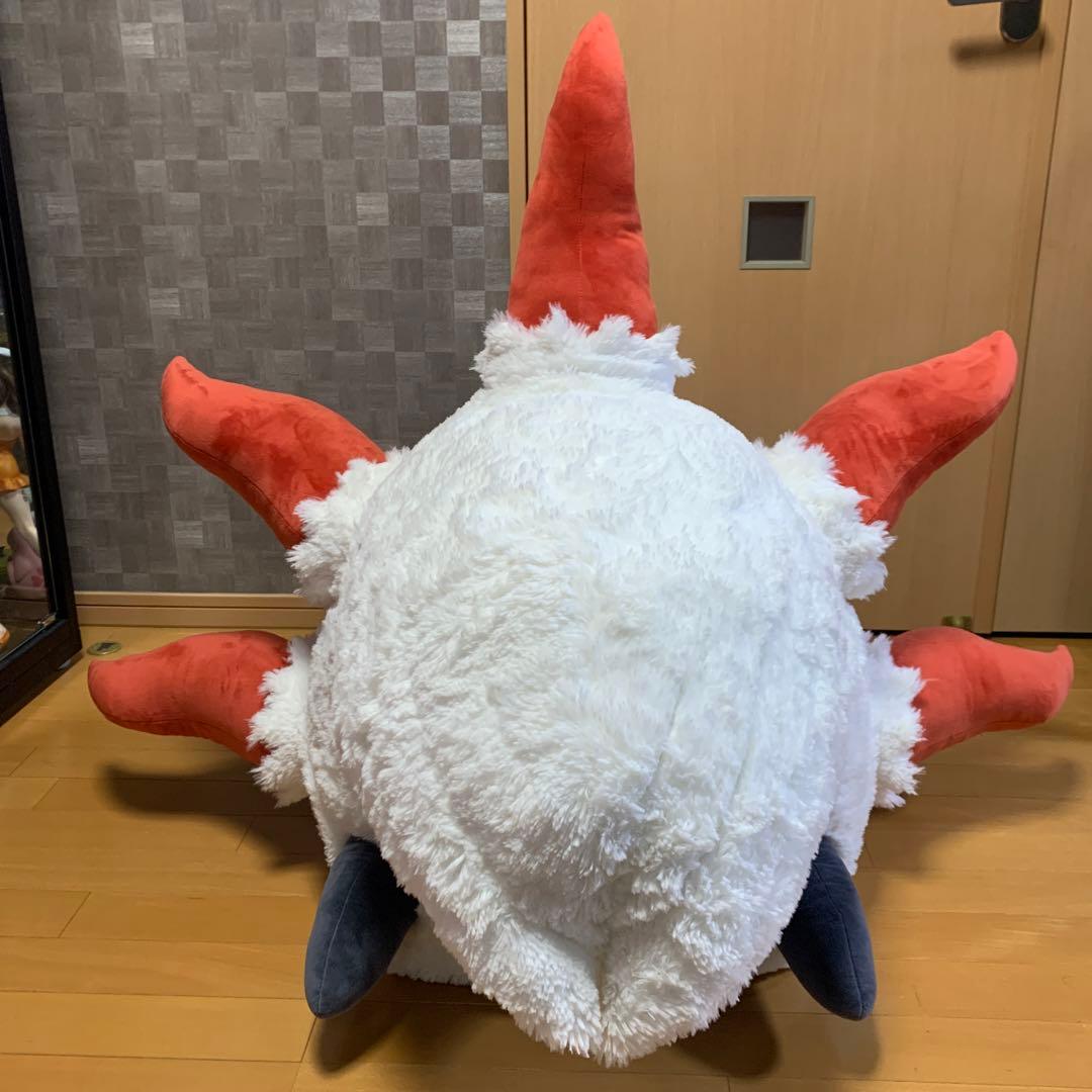 メラルバ　等身大　ぬいぐるみ