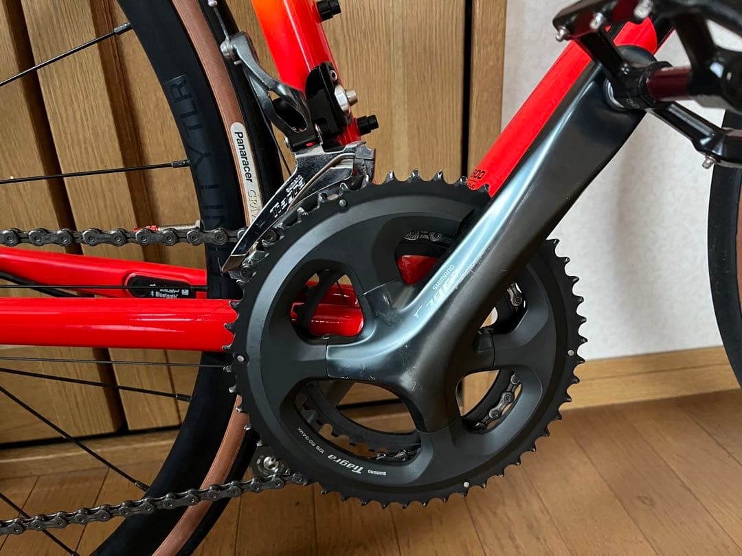 トレックエモンダALR4