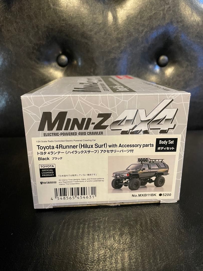 新品未開封　京商MINI-Z 4x4 トヨタ4Runner ボディ