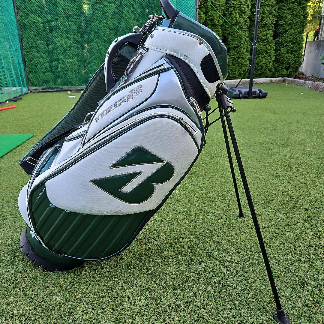 値下しました！！TOUR B キャディバッグ ヘッドカバー6個付き