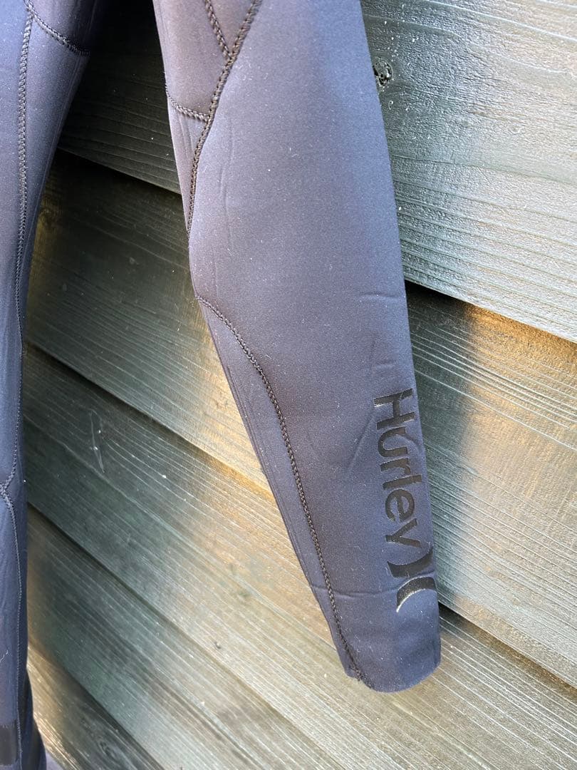 E*n様 Hurley ウェットスーツ フルスーADVANTAGE MAX 3×