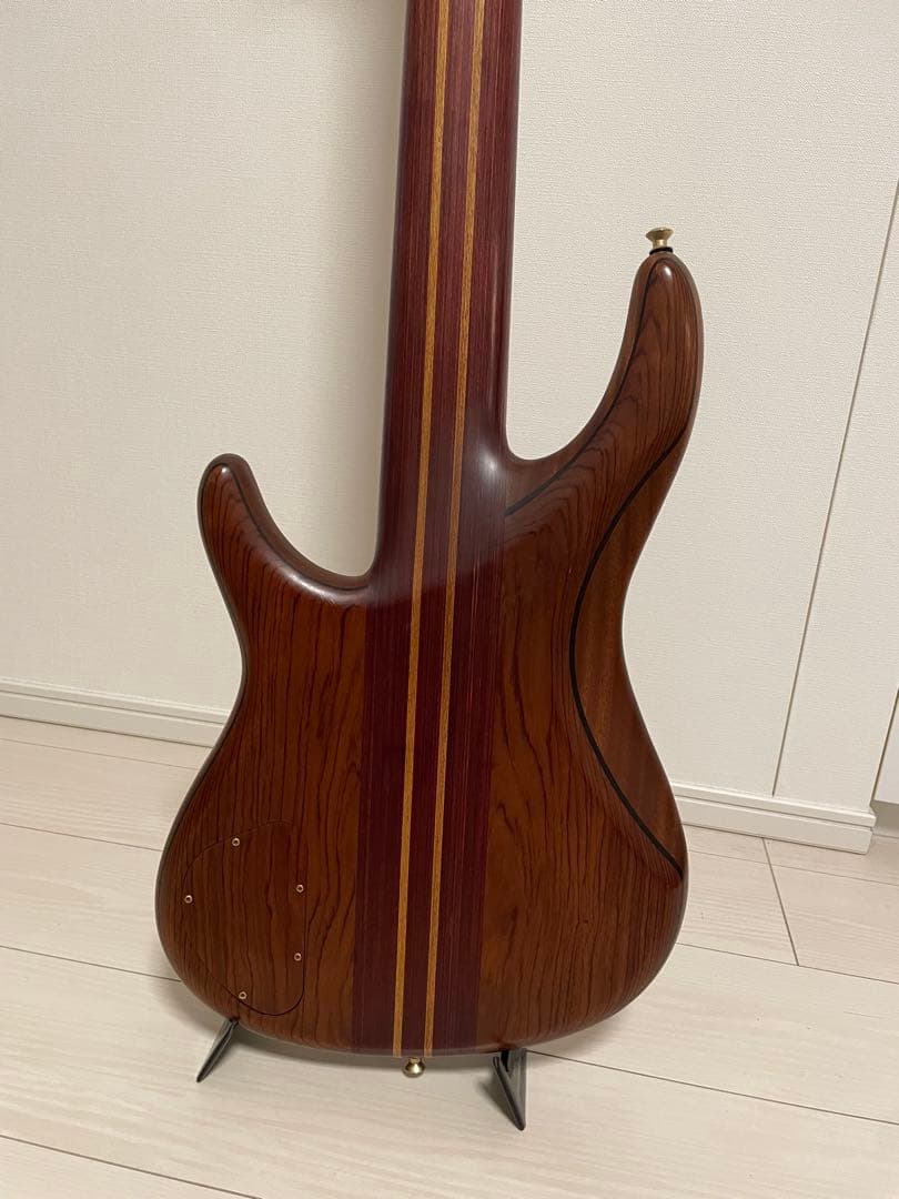 Moon 6弦ベース MBC-6