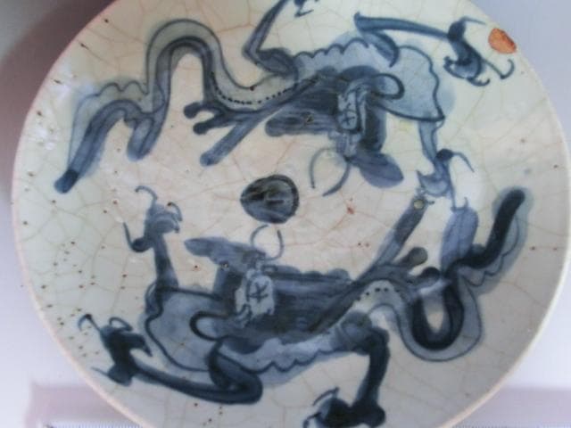 皿■獅子紋染付氷裂皿 砂高台 古い平鉢 古玩 唐物 中国 時代物 骨董品■