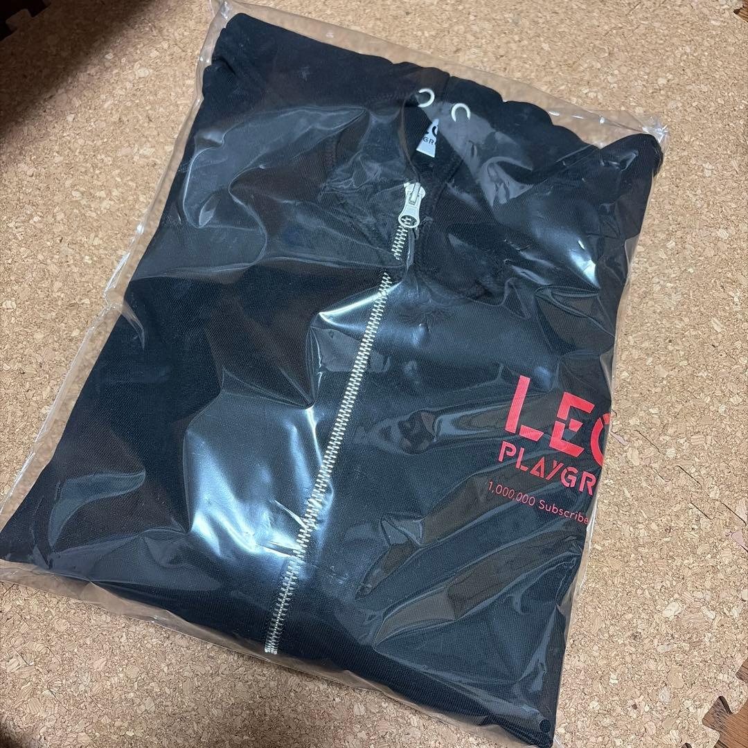 新品未開封⭐︎山田涼介 LEO'S PLAYGROUND フード付きパーカー