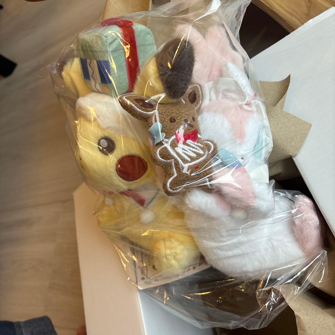 Pokémon Holiday Blessings ピカチュウ ニンフィアセット