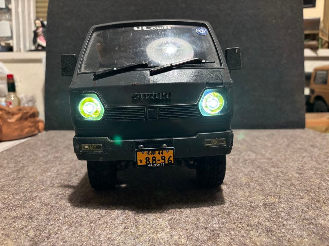 WPL c24改　アゲトラ　d12軽トラ　女性フィギュア付き