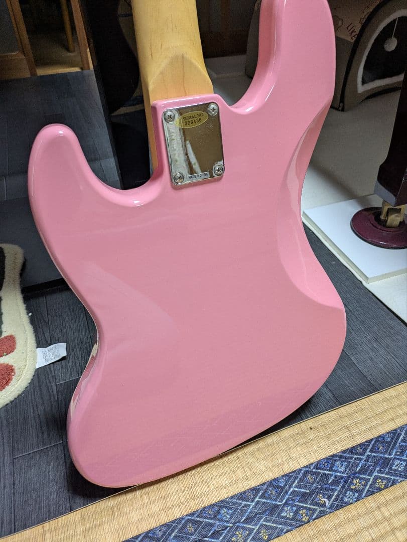 バスカーズ　BUSKER'S エレキベース ピンク　ジャズベース