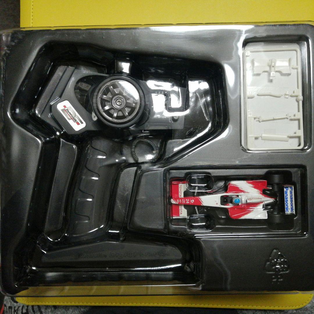 2002トヨタTF102ラジコン