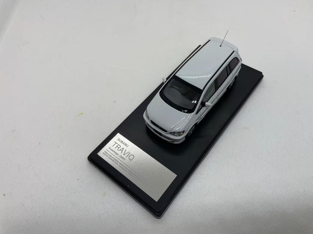402-683 Hi-Story 1/43 スバル TRAVIQ