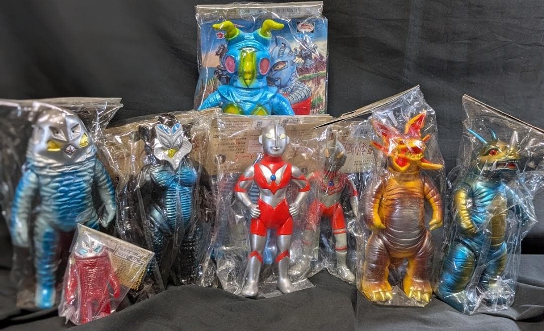 シン・ウルトラマン再登場怪獣（ブルマァク復刻）未開封ソフビ８体セット