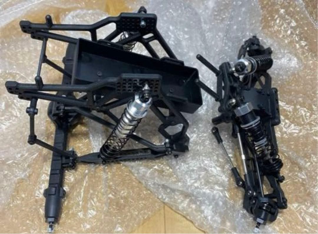 ハイテック オクタンXL 新品前後 パーツアッセンブリー スペアシャーシ