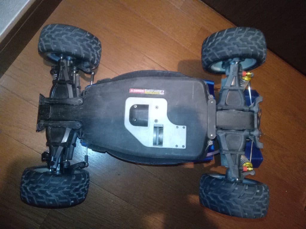 ナイトロサンダー　タミヤ　ラジコン　エンジン　ジャンク品　パーツ付き