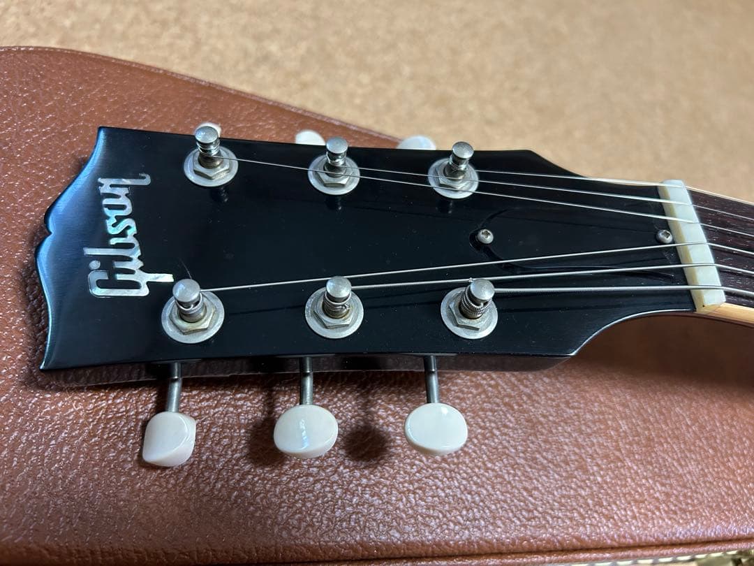 ギター ES-330 Dot VOS Ebony w/Bigsby GIBSON