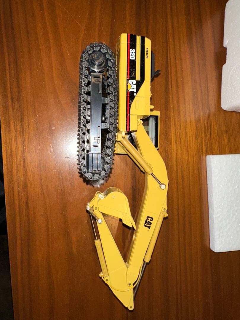三菱 CAT325B REGA油圧ショベル CAT320油圧ショベル、ミニチュア
