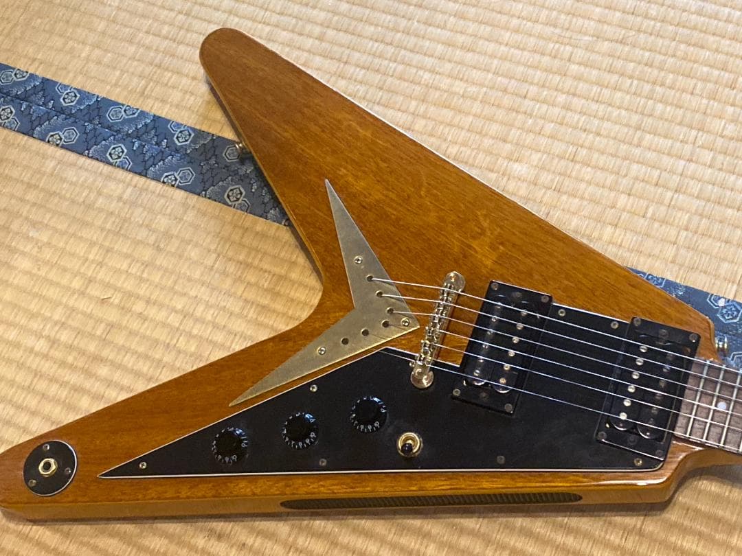 096 epiphone フライングV エレキギター