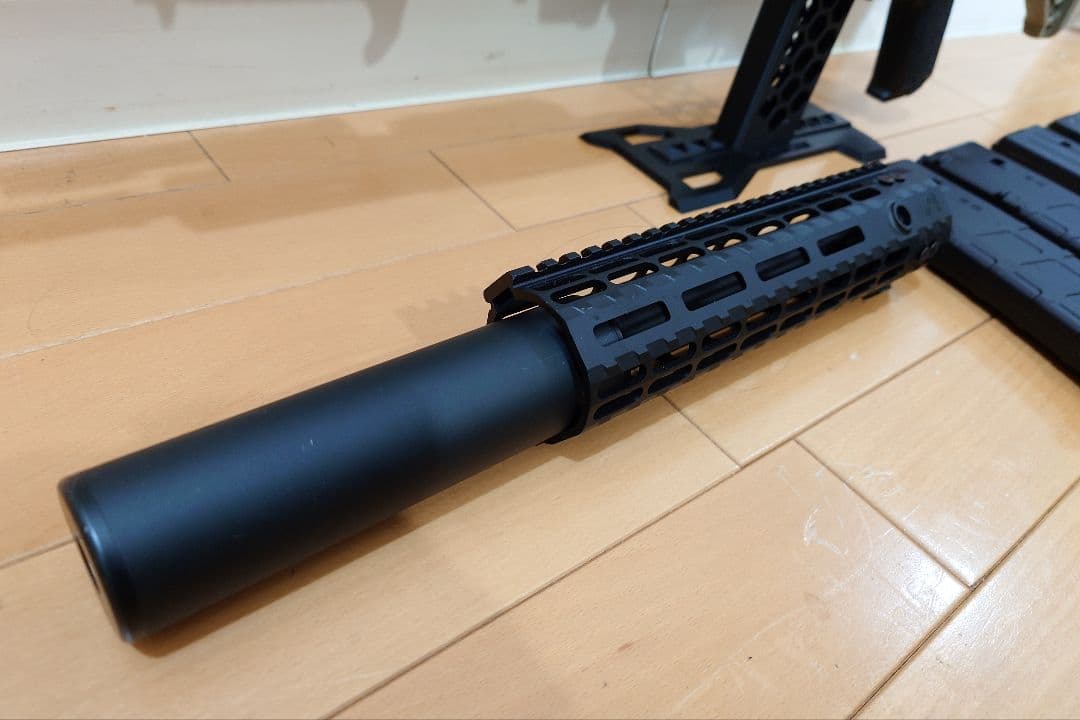東京マルイ 次世代 M4 電子トリガー TITAN サマコバ