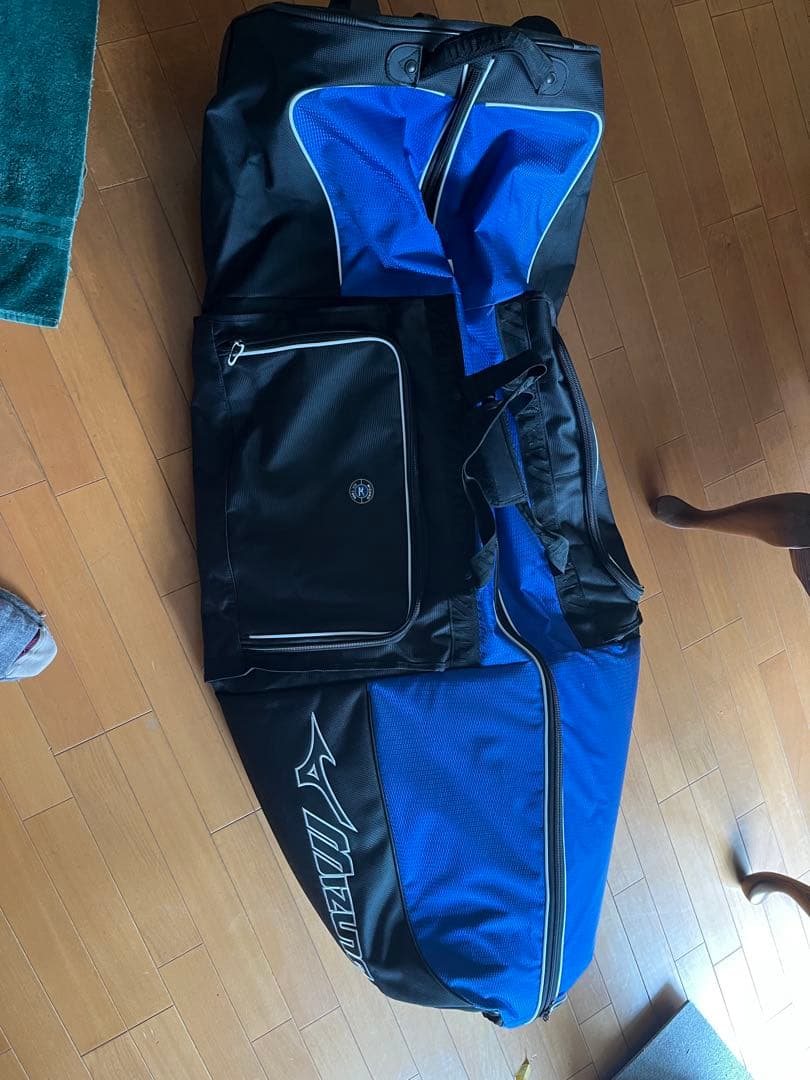 Mizuno キャディバッグトラベルケース黒/青 ホイール付き