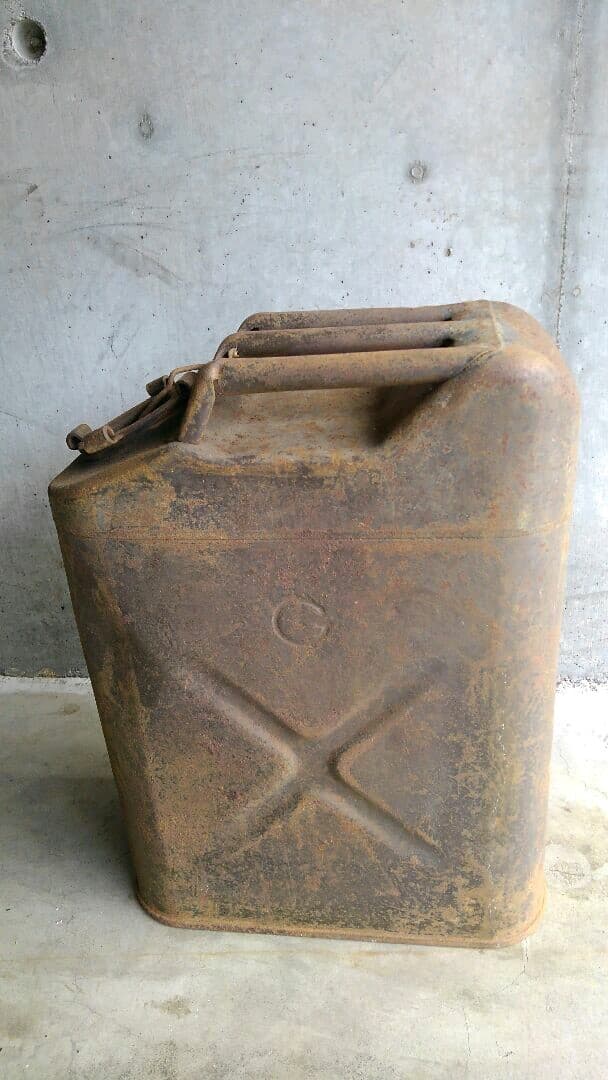米軍　ビンテージ　燃料　タンク