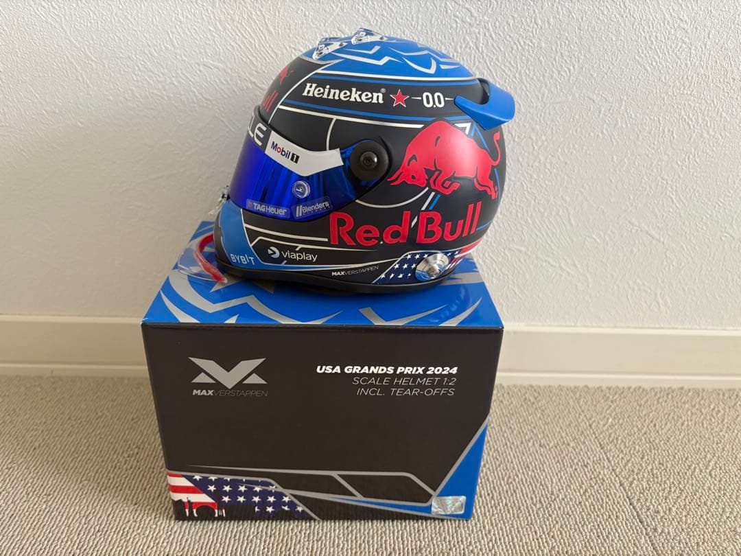【新品・オマケ付】マックス フェルスタッペン1/2ヘルメット 2024 USA