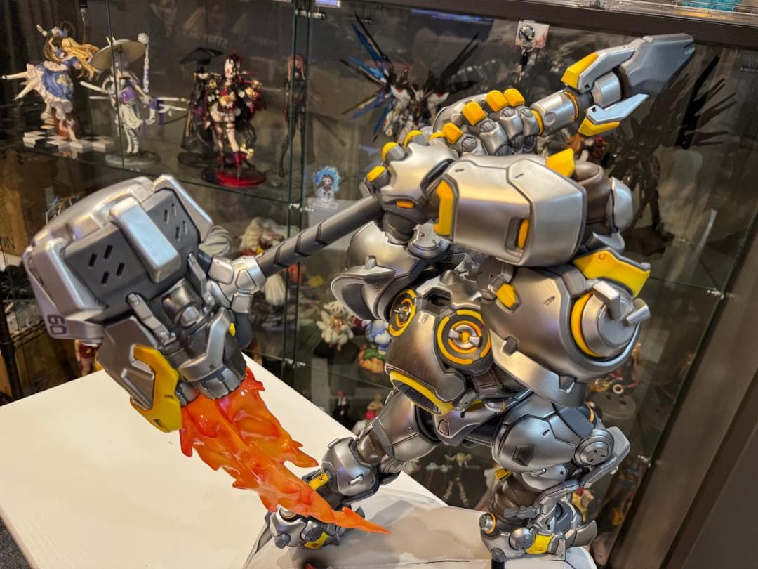 オーバーウォッチ　ラインハルト フィギュア スタチュー OVERWATCH