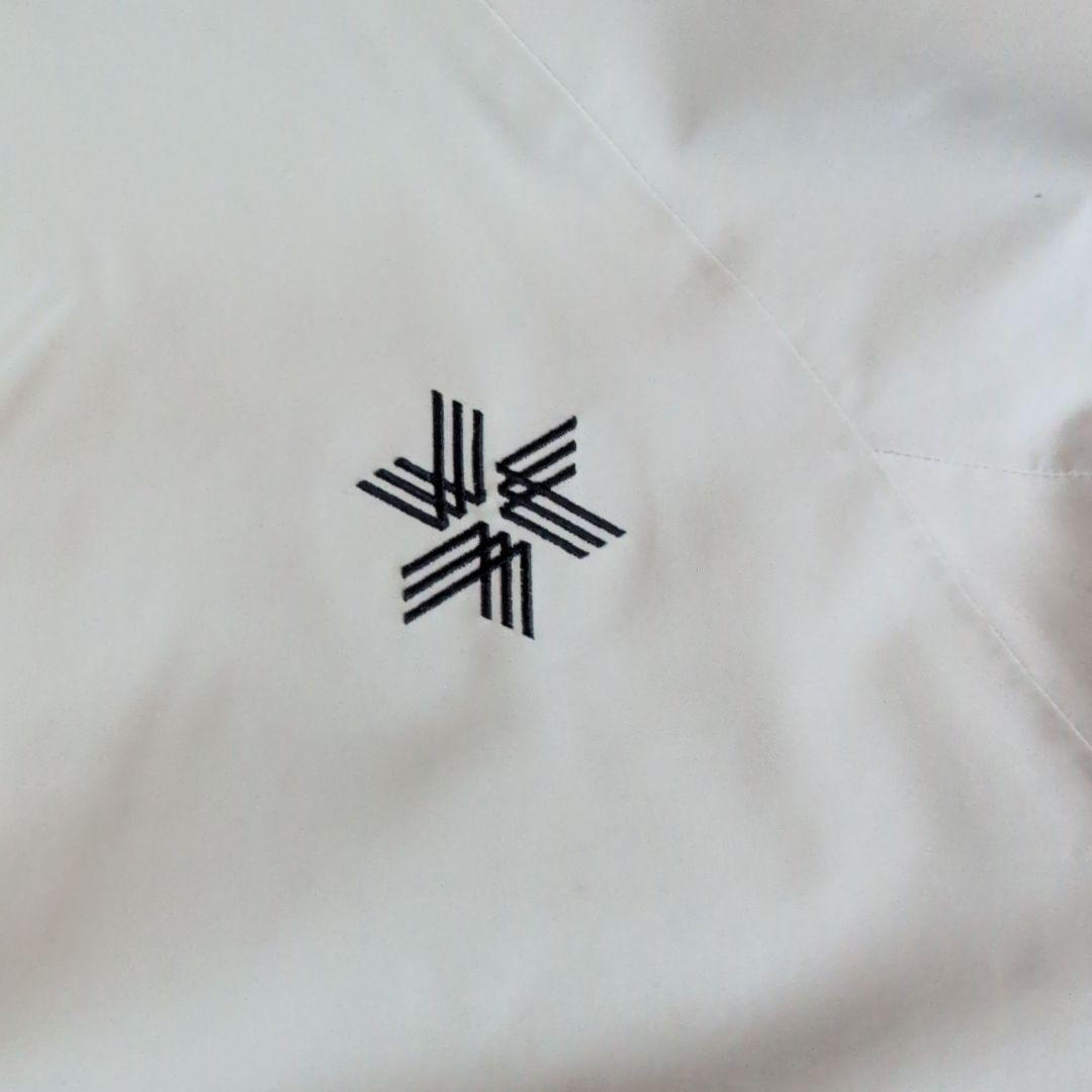 美品Goldwin上下スキーウェアMサイズ 2021-2022モデル