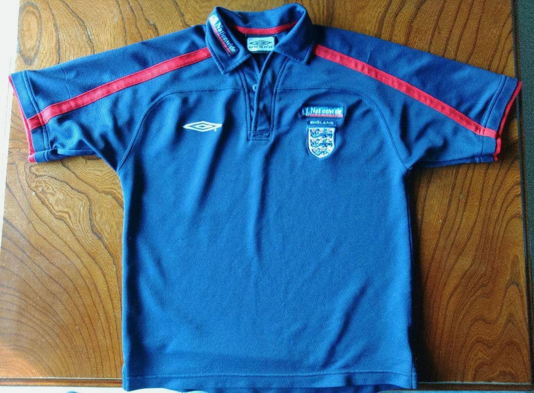 【希少】UMBRO イングランド代表　ポロシャツ Nationwide Sサイズ