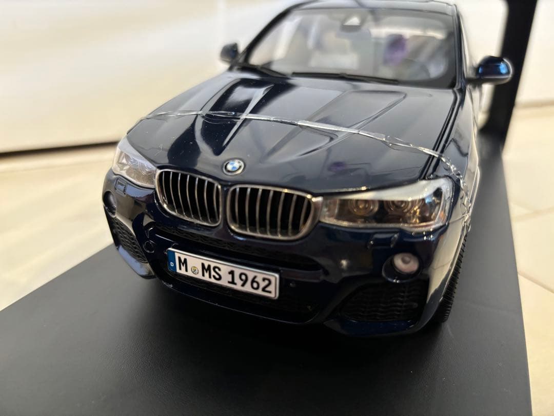  X4 F26 インペリアルブルー ミニカー Paragon 1/18