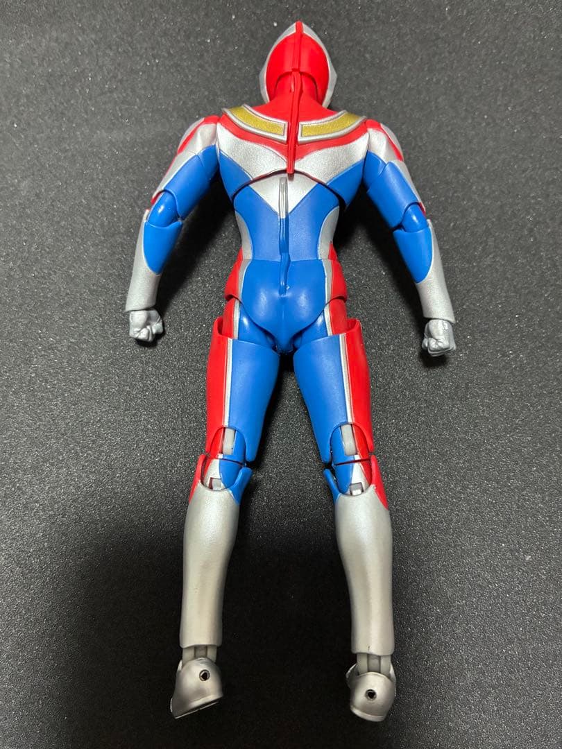 SHフィギュアーツ　ウルトラマンティガ　ダイナ　セット