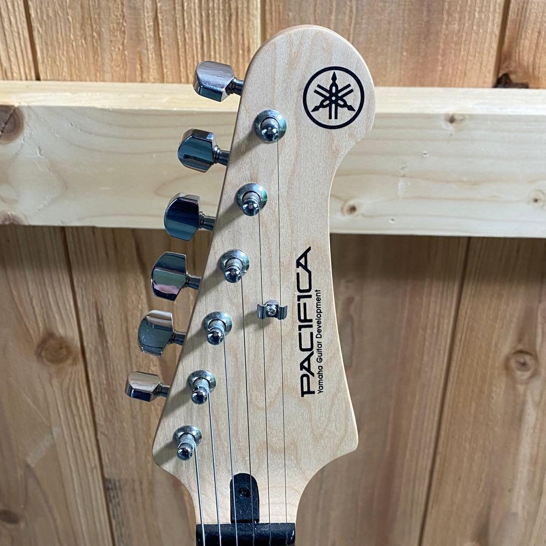 【現状品】Yamaha PACIFICA ブラックエレキギター 02061324