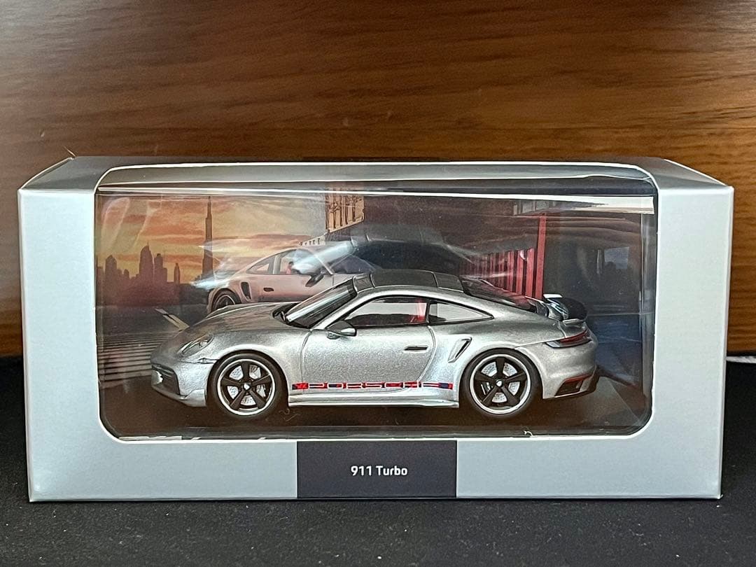 1/43 特注 ミニチャンプス ポルシェ 911 992 ターボ GTシルバー