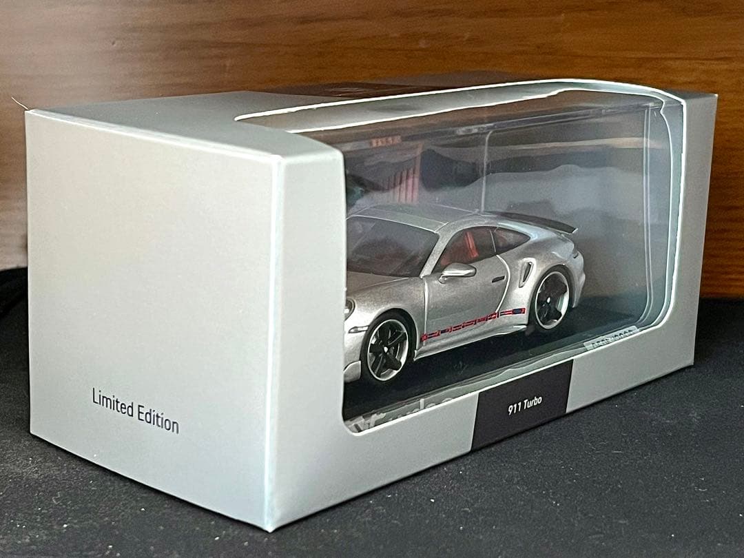 1/43 特注 ミニチャンプス ポルシェ 911 992 ターボ GTシルバー