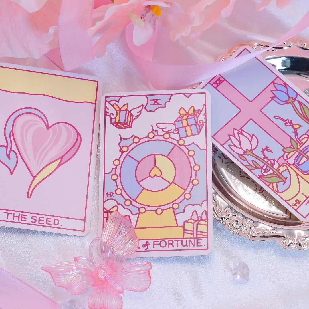 【正規品タロットカード】レア海外インディーズ✨奇妙で可愛いお花のデッキ