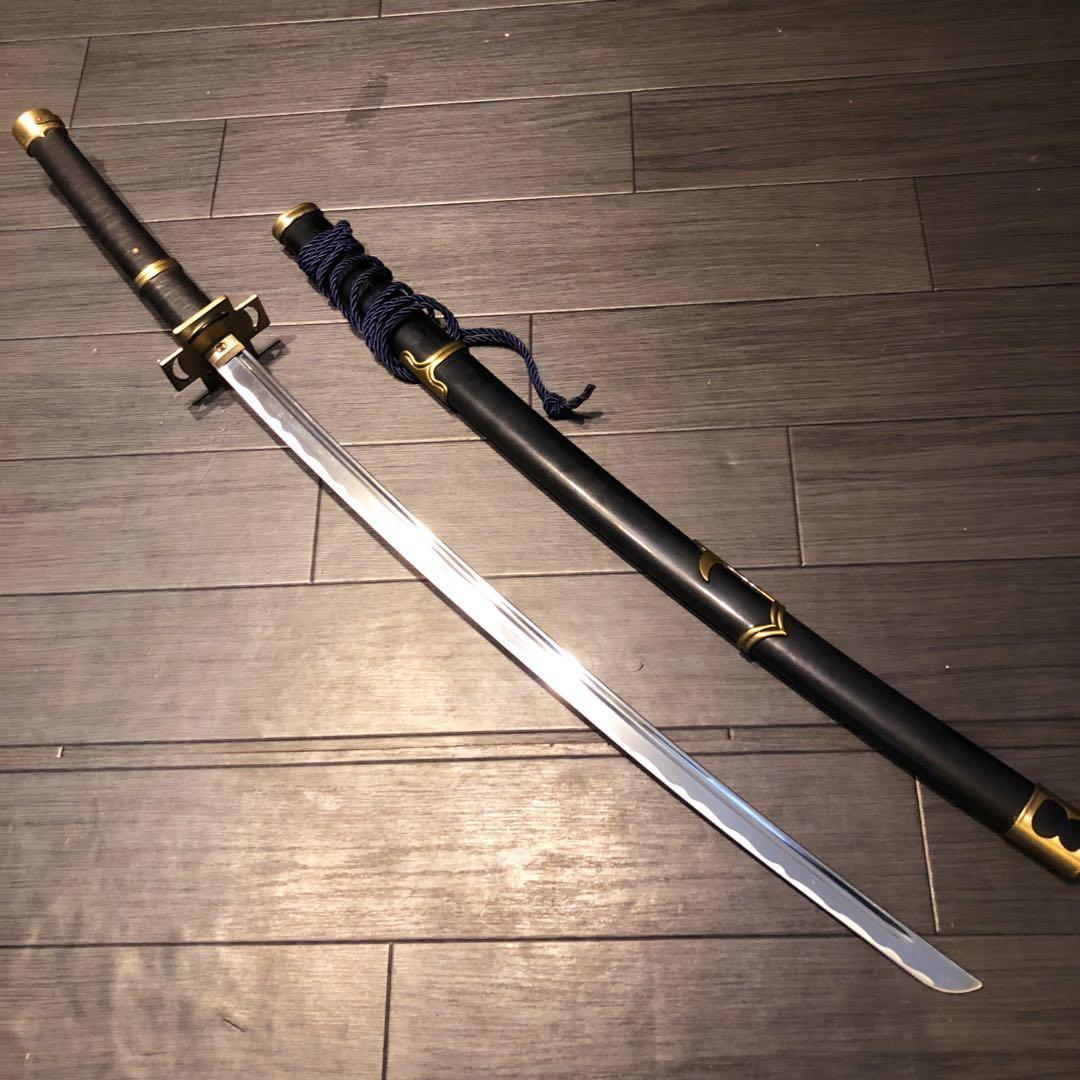 模造刀　刀　雪走　二代鬼徹　虎徹　金鍔黒漆拵え　ワンピース