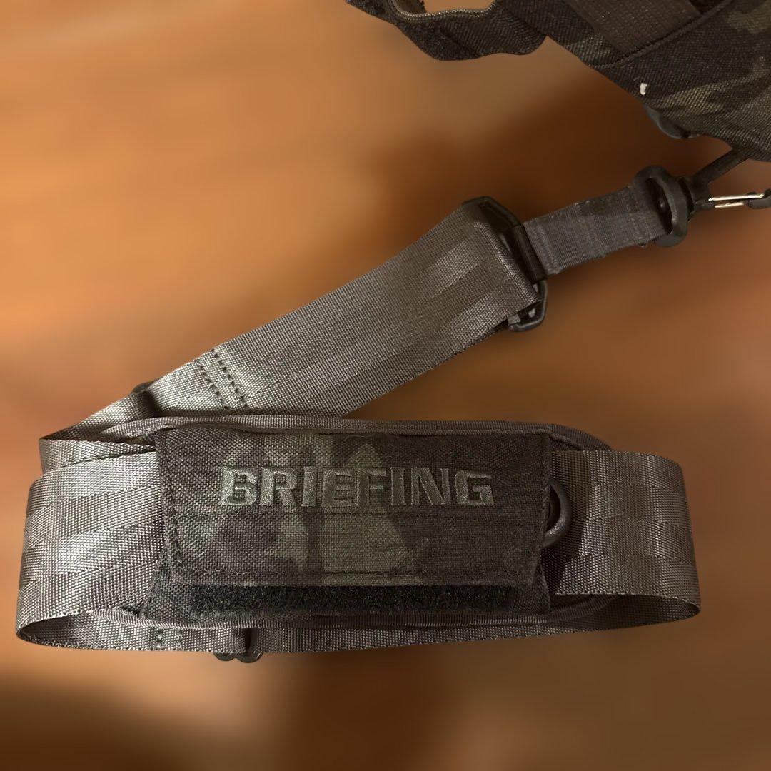 BRIEFING カモフラージュ セルフスタンドバッグ　迷彩　ゴルフ　練習