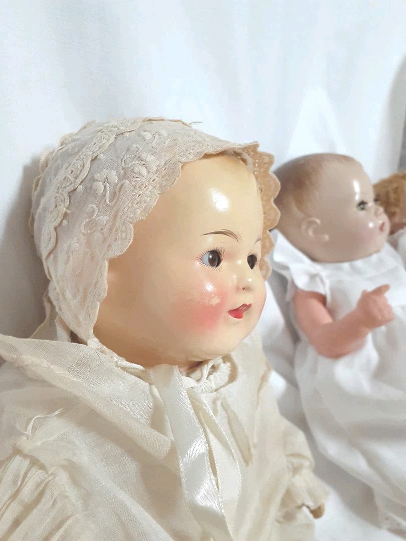 アンティークドール　35cm 可愛い赤ちゃん　ベビー　素敵なドレスとボンネット