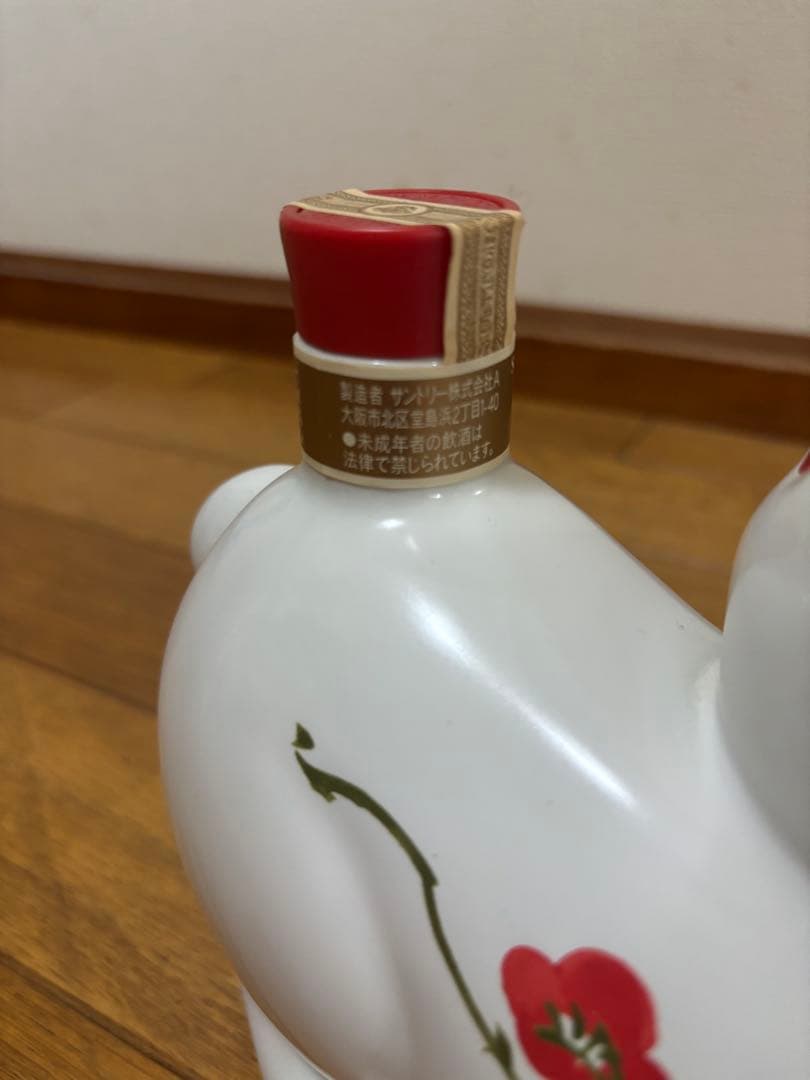【未開栓】干支 卯 ウサギ型 陶器 ウイスキー サントリー ローヤル12年
